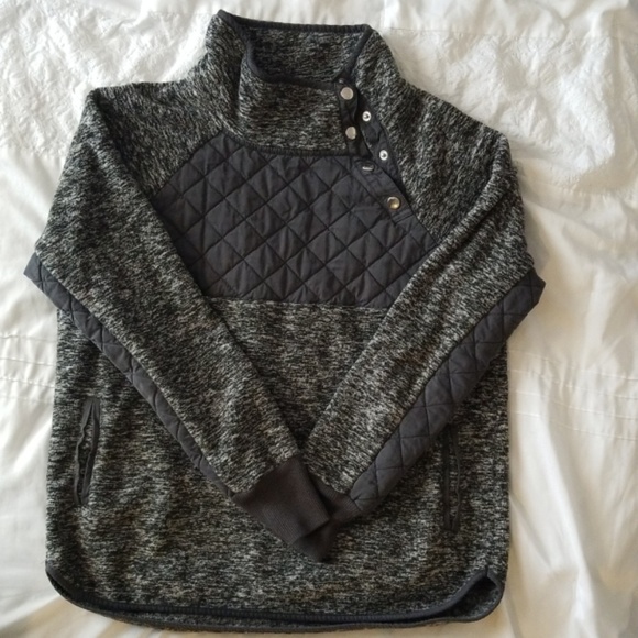 Abercrombie & Fitch Sweaters - Abercrombie & Fitch Sweater